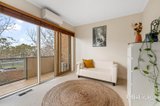 https://images.listonce.com.au/custom/160x/listings/27-herriotts-boulevard-glen-waverley-vic-3150/719/01779719_img_08.jpg?PypAijE-mo0
