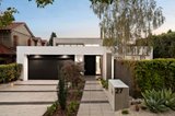 https://images.listonce.com.au/custom/160x/listings/27-hesleden-street-essendon-vic-3040/440/01637440_img_01.jpg?H7_qJeLVH2k