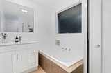 https://images.listonce.com.au/custom/160x/listings/27-hogan-drive-rye-vic-3941/983/01815983_img_03.jpg?xLZaOaAkxuI