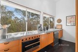 https://images.listonce.com.au/custom/160x/listings/27-hoopers-road-chewton-vic-3451/866/01578866_img_09.jpg?9MAoGU0gGoI