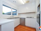 https://images.listonce.com.au/custom/160x/listings/27-huntingdon-avenue-bayswater-north-vic-3153/690/01524690_img_06.jpg?bmUPSSN_j-U