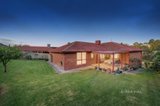 https://images.listonce.com.au/custom/160x/listings/27-huntingfield-drive-doncaster-east-vic-3109/701/01520701_img_12.jpg?sgoTAUGfDjk