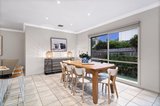 https://images.listonce.com.au/custom/160x/listings/27-jack-street-mount-waverley-vic-3149/126/01662126_img_03.jpg?6jhH0qpMpxA