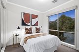 https://images.listonce.com.au/custom/160x/listings/27-jack-street-mount-waverley-vic-3149/126/01662126_img_11.jpg?x0pPjZAuC74