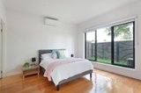 https://images.listonce.com.au/custom/160x/listings/27-kershaw-street-bentleigh-east-vic-3165/779/01039779_img_07.jpg?_0WMnQBftQo