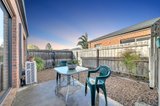 https://images.listonce.com.au/custom/160x/listings/27-koala-court-whittington-vic-3219/647/01698647_img_08.jpg?kf3j8plcUsA