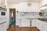 https://images.listonce.com.au/custom/160x/listings/27-lasiandra-avenue-nunawading-vic-3131/104/01936104_img_05.jpg?OulzMLeVfu4