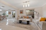 https://images.listonce.com.au/custom/160x/listings/27-lemana-crescent-mount-waverley-vic-3149/512/01717512_img_03.jpg?5I4BeChwPoo