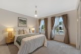 https://images.listonce.com.au/custom/160x/listings/27-lemana-crescent-mount-waverley-vic-3149/512/01717512_img_10.jpg?XIyxDReLUHE