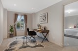 https://images.listonce.com.au/custom/160x/listings/27-lemana-crescent-mount-waverley-vic-3149/512/01717512_img_11.jpg?NaJW6xd5-qU