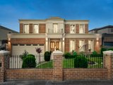 https://images.listonce.com.au/custom/160x/listings/27-lemana-crescent-mount-waverley-vic-3149/814/00704814_img_01.jpg?GnB-bhk7mAY