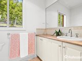 https://images.listonce.com.au/custom/160x/listings/27-lily-road-lilydale-vic-3140/785/01525785_img_20.jpg?XTqHaWUnEvQ