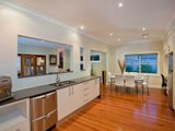 https://images.listonce.com.au/custom/160x/listings/27-loeman-street-strathmore-vic-3041/443/00847443_img_02.jpg?qHKMXoPaCtg