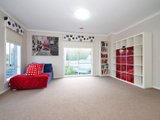 https://images.listonce.com.au/custom/160x/listings/27-maroondah-highway-croydon-vic-3136/049/01524049_img_09.jpg?tiwrMM0-_cs