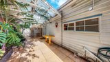 https://images.listonce.com.au/custom/160x/listings/27-may-road-toorak-vic-3142/300/01922300_img_08.jpg?ujghxAhn_-I