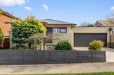 https://images.listonce.com.au/custom/160x/listings/27-mccarron-parade-essendon-vic-3040/767/01567767_img_01.jpg?C-BWOZcSfig