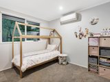 https://images.listonce.com.au/custom/160x/listings/27-melbourne-hill-road-warrandyte-vic-3113/274/00963274_img_07.jpg?2FL0R3sq1cM