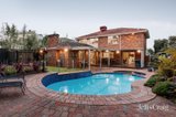 https://images.listonce.com.au/custom/160x/listings/27-meredith-avenue-templestowe-vic-3106/658/01972658_img_15.jpg?zDG_uBxscc4