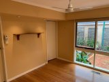https://images.listonce.com.au/custom/160x/listings/27-meryl-street-doncaster-east-vic-3109/388/01679388_img_12.jpg?jTGHDfF-1iM