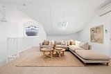 https://images.listonce.com.au/custom/160x/listings/27-mills-street-hampton-vic-3188/582/01680582_img_03.jpg?Oanc9Tt5m-s