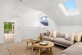 https://images.listonce.com.au/custom/160x/listings/27-mills-street-hampton-vic-3188/582/01680582_img_12.jpg?4QT8ZLYMYec