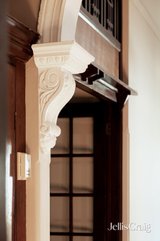 https://images.listonce.com.au/custom/160x/listings/27-mitchell-street-northcote-vic-3070/136/01986136_img_19.jpg?pL4TU6tWj90