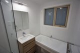 https://images.listonce.com.au/custom/160x/listings/27-netherby-avenue-wheelers-hill-vic-3150/728/01752728_img_10.jpg?gezEjN-SQcE