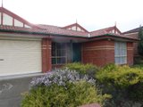 https://images.listonce.com.au/custom/160x/listings/27-nimblefoot-way-lilydale-vic-3140/143/01525143_img_01.jpg?92_9ZyC-RLA