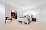 https://images.listonce.com.au/custom/160x/listings/27-owen-street-mitcham-vic-3132/552/01885552_img_11.jpg?Xy5-6PeI3Bw