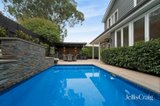 https://images.listonce.com.au/custom/160x/listings/27-owen-street-mitcham-vic-3132/552/01885552_img_21.jpg?G5d3zgniuQs
