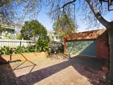 https://images.listonce.com.au/custom/160x/listings/27-park-street-st-kilda-west-vic-3182/714/01087714_img_04.jpg?Ef57LjAjEpU