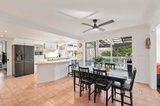 https://images.listonce.com.au/custom/160x/listings/27-partridge-way-mooroolbark-vic-3138/670/01701670_img_05.jpg?U23hKMCyLys