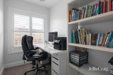 https://images.listonce.com.au/custom/160x/listings/27-pasadena-crescent-bentleigh-east-vic-3165/899/01781899_img_08.jpg?8EB78Q1CMb0