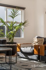 https://images.listonce.com.au/custom/160x/listings/27-raymond-street-blackburn-north-vic-3130/110/01907110_img_05.jpg?dkHiZkLUAv4