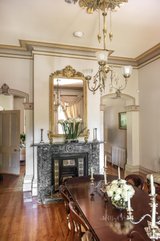 https://images.listonce.com.au/custom/160x/listings/27-redan-street-st-kilda-vic-3182/041/01644041_img_18.jpg?9F91rHL92WA