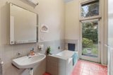 https://images.listonce.com.au/custom/160x/listings/27-regent-street-mount-waverley-vic-3149/768/01800768_img_15.jpg?p-3DI4VBU1M
