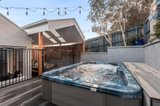 https://images.listonce.com.au/custom/160x/listings/27-riviera-crescent-ocean-grove-vic-3226/915/01720915_img_15.jpg?2NZGM0jI8fc