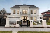 https://images.listonce.com.au/custom/160x/listings/27-rob-roy-street-glen-waverley-vic-3150/148/01954148_img_02.jpg?sQSKN03X3a0