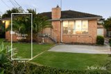 https://images.listonce.com.au/custom/160x/listings/27-saint-clair-crescent-mount-waverley-vic-3149/674/01954674_img_01.jpg?VvPACmvgrBA