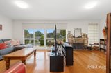 https://images.listonce.com.au/custom/160x/listings/27-saint-clair-crescent-mount-waverley-vic-3149/674/01954674_img_02.jpg?nzwsSNwEZOI