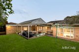 https://images.listonce.com.au/custom/160x/listings/27-saint-clair-crescent-mount-waverley-vic-3149/674/01954674_img_14.jpg?baNYZbRa-ew