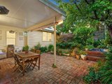 https://images.listonce.com.au/custom/160x/listings/27-scott-street-kew-vic-3101/174/00829174_img_08.jpg?qugVr-v3VRE