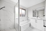 https://images.listonce.com.au/custom/160x/listings/27-shannahan-drive-bell-park-vic-3215/071/01929071_img_06.jpg?LWWlb5owhN4