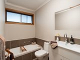 https://images.listonce.com.au/custom/160x/listings/27-spring-street-mount-evelyn-vic-3796/290/01524290_img_09.jpg?44tLqleYBus