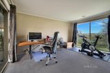 https://images.listonce.com.au/custom/160x/listings/27-st-chester-avenue-lake-gardens-vic-3355/603/01584603_img_14.jpg?s_vZqC0L64c