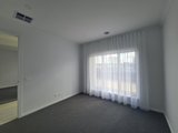 https://images.listonce.com.au/custom/160x/listings/27-stephen-street-campbells-creek-vic-3451/694/01640694_img_06.jpg?cS6rSYxuIFA