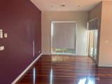 https://images.listonce.com.au/custom/160x/listings/27-strettle-street-thornbury-vic-3071/489/01947489_img_07.jpg?CaOYk-Z5RmI