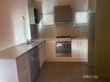 https://images.listonce.com.au/custom/160x/listings/27-strettle-street-thornbury-vic-3071/489/01947489_img_08.jpg?gO6zLuY7etM