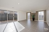 https://images.listonce.com.au/custom/160x/listings/27-tanner-mews-point-cook-vic-3030/895/01612895_img_03.jpg?d1yvuUikVXw
