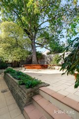 https://images.listonce.com.au/custom/160x/listings/27-the-boulevard-ivanhoe-vic-3079/235/01969235_img_11.jpg?V0jCLLced5s